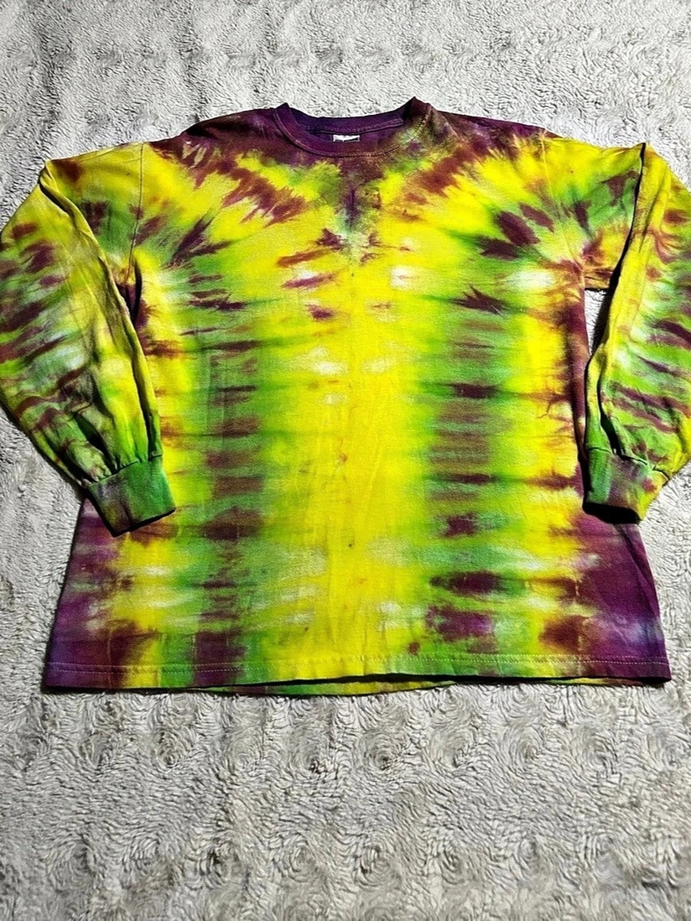 Gildan Tie-Dye Long Sleeve Green Purple Size Medium